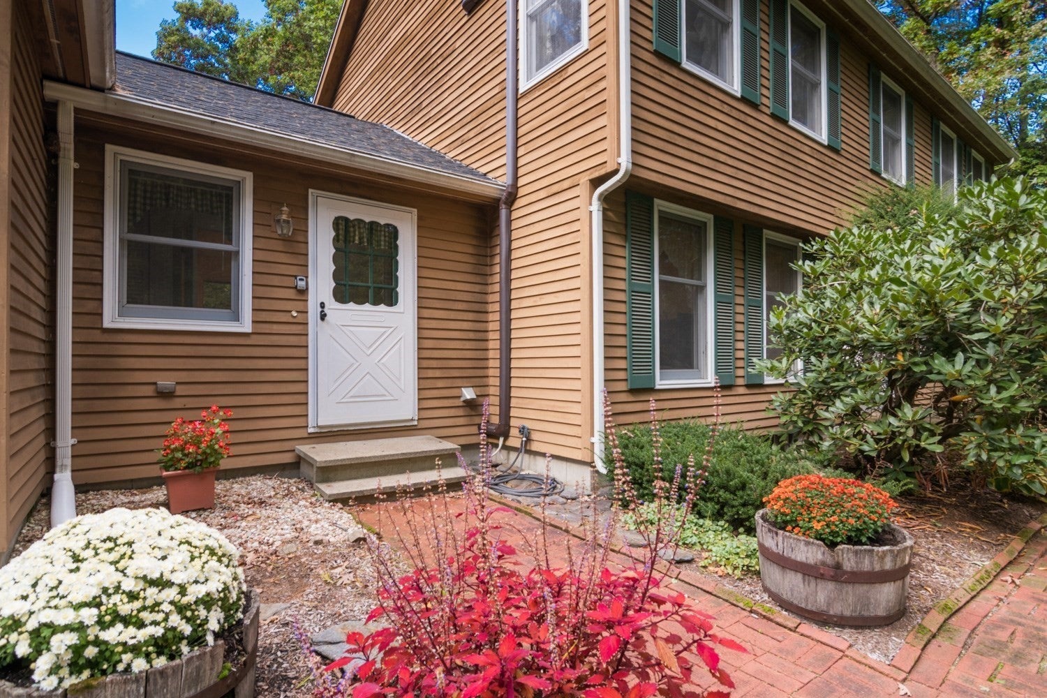 166 Harkness Road, Amherst, MA, 166 Harkness Road, Amherst, MA Photo #4