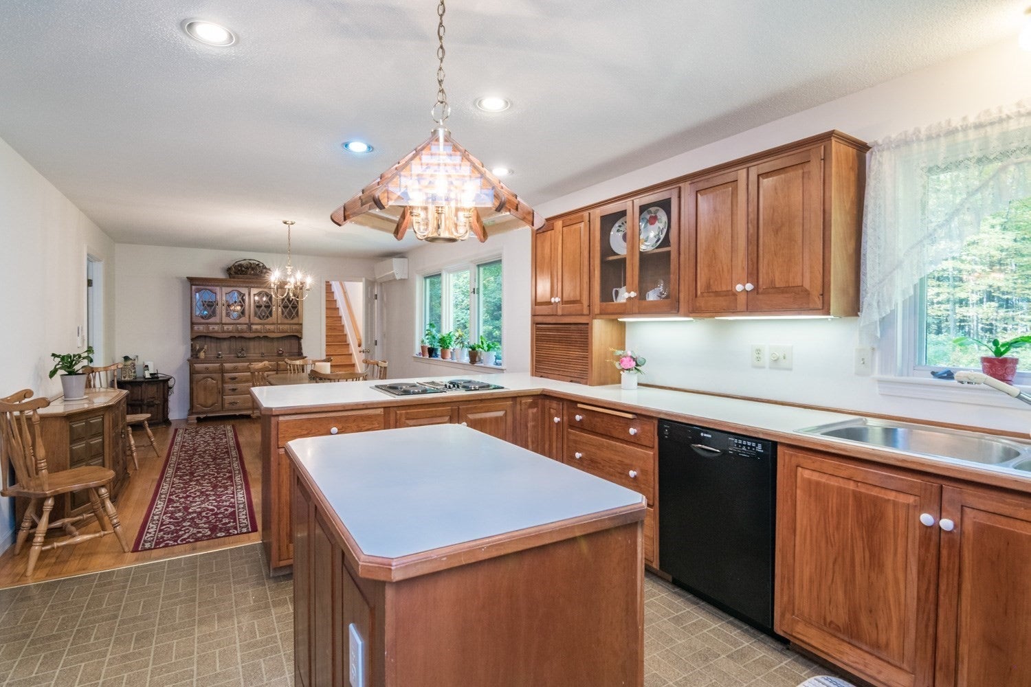 166 Harkness Road, Amherst, MA, 166 Harkness Road, Amherst, MA Photo #10