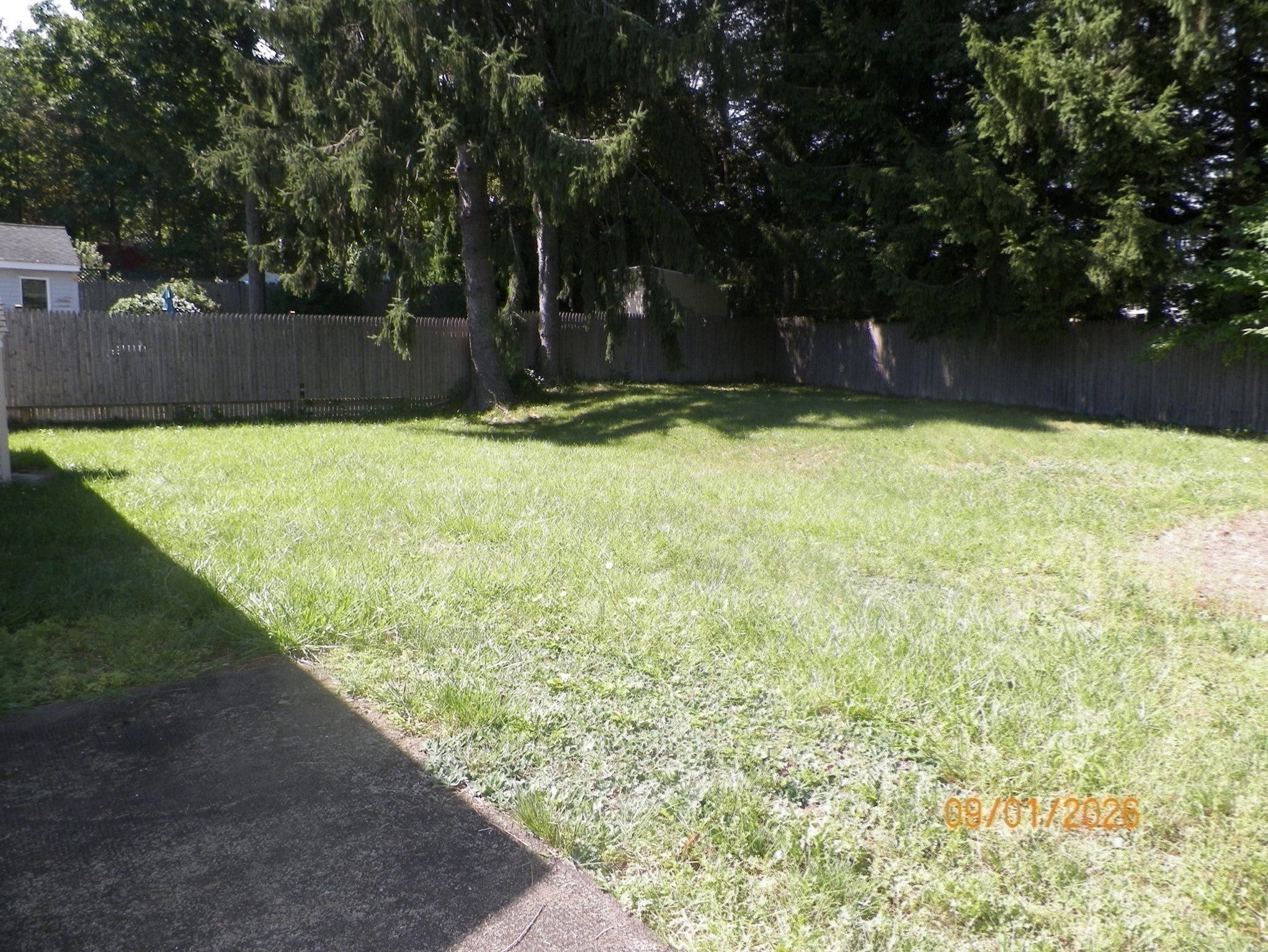 214 Grove Ave, Leominster, MA Photo #25