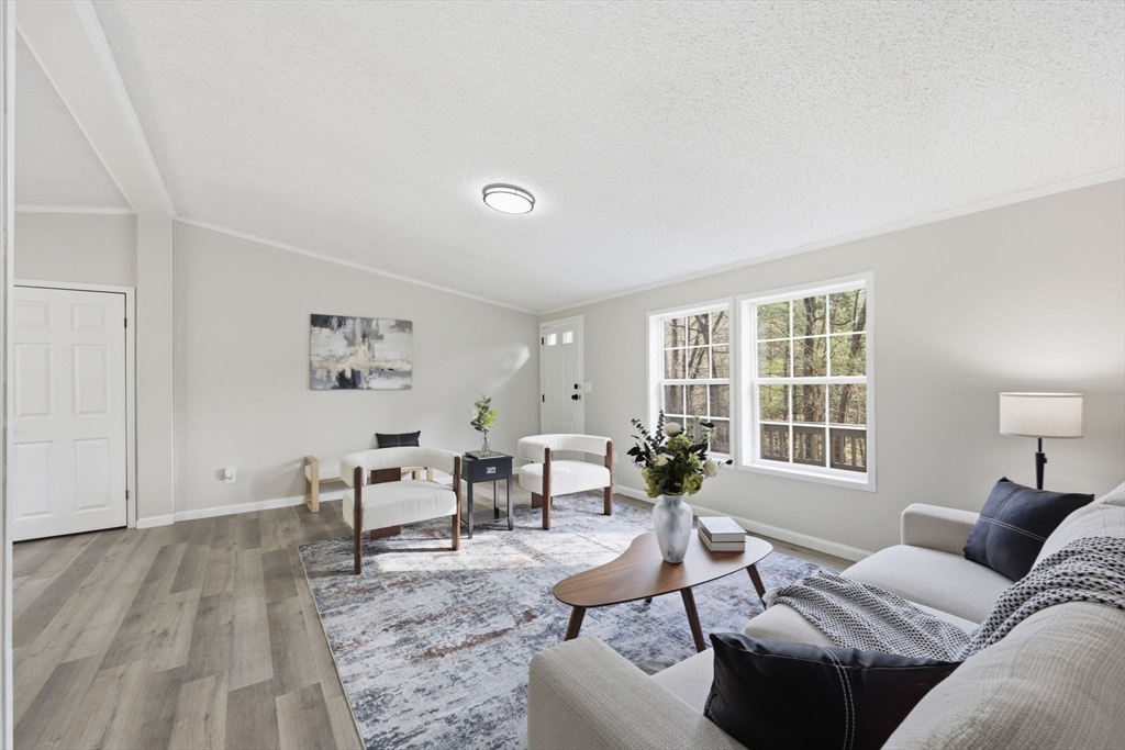 10 Gardner Falls Road