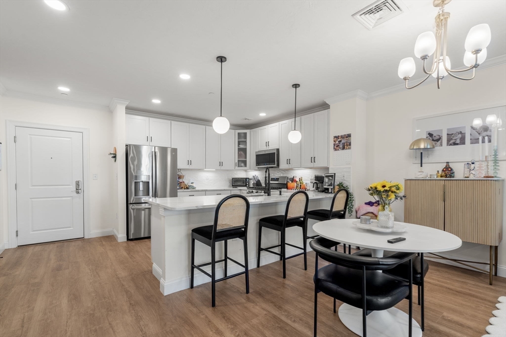Photo of 320 Middlesex Ave, Medford, MA