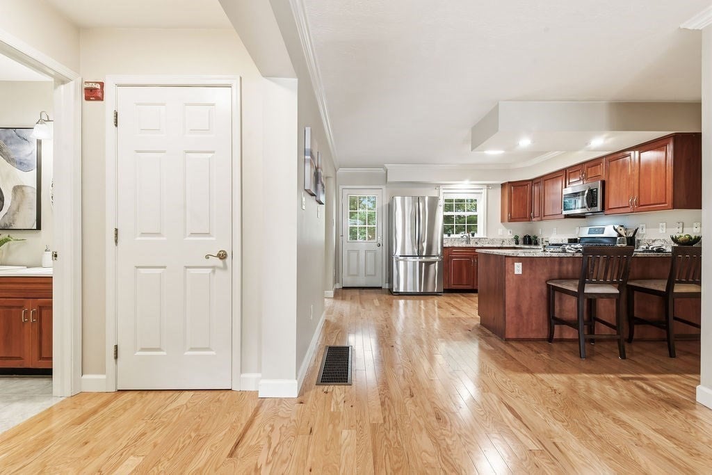 183 Leonard St #2, Raynham, MA, 183 Leonard St #2, Raynham, MA Photo #20
