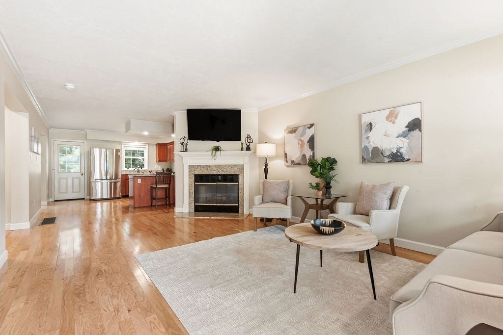 183 Leonard St #2, Raynham, MA, 183 Leonard St #2, Raynham, MA Photo #2