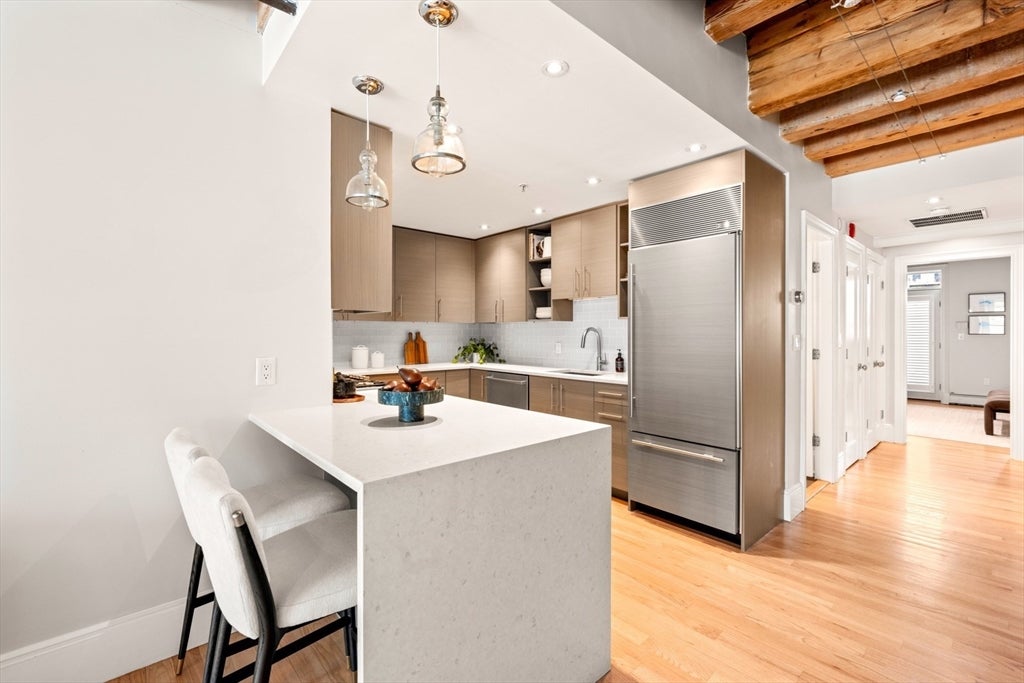 40 Commercial Wharf 40