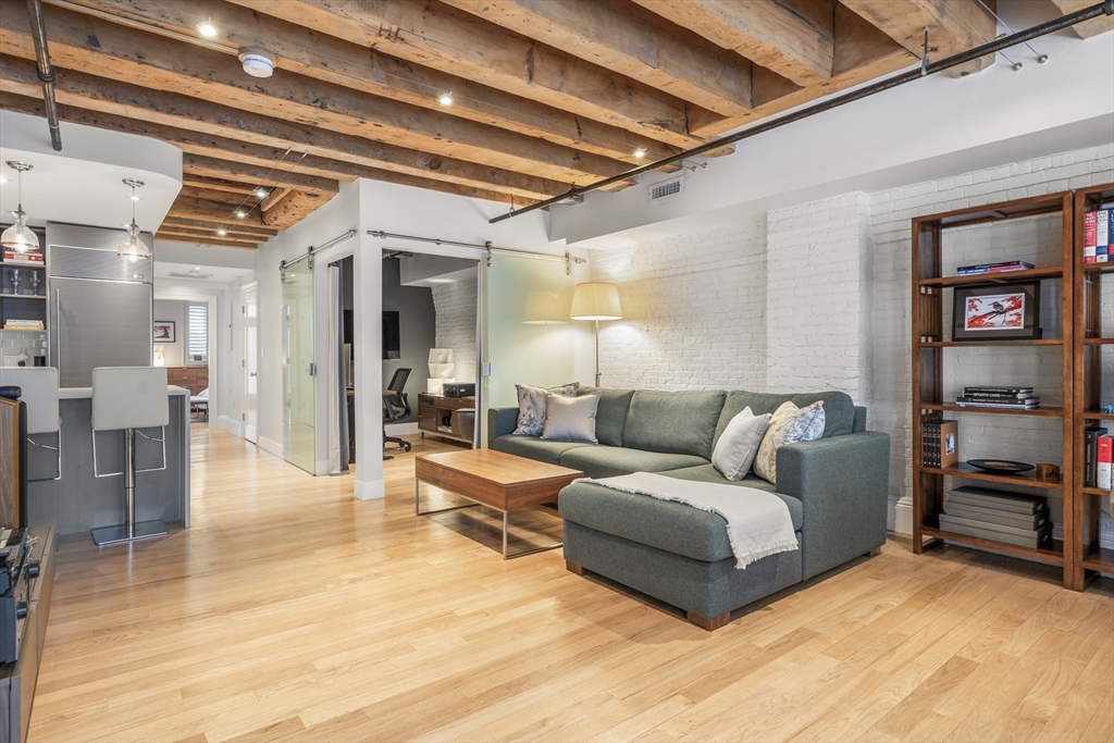 40 Commercial Wharf 40