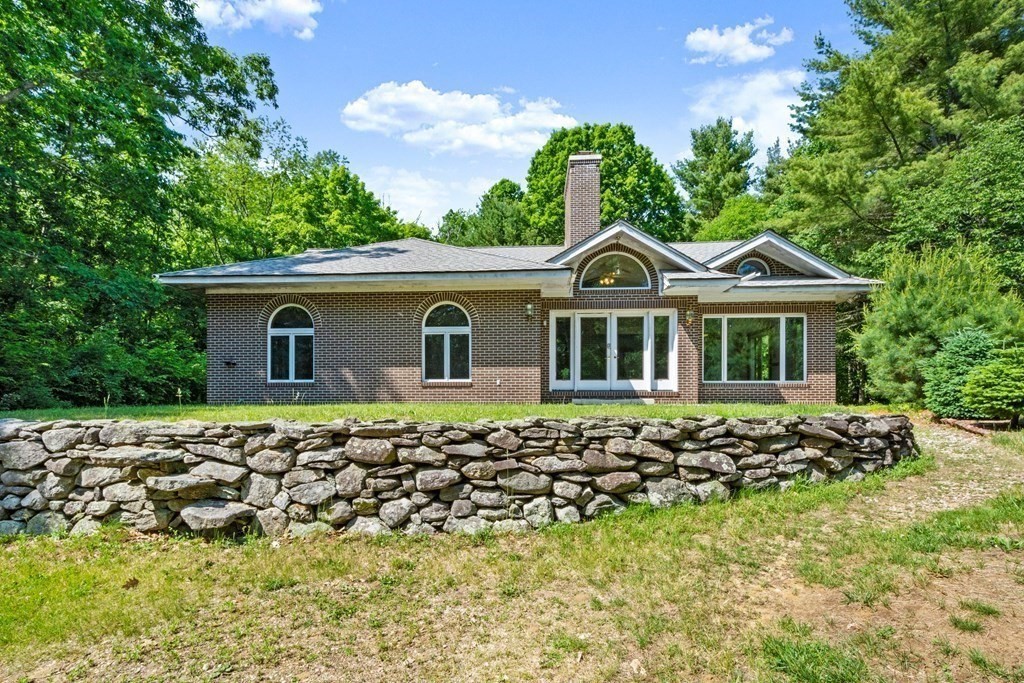 697 Lower Rd