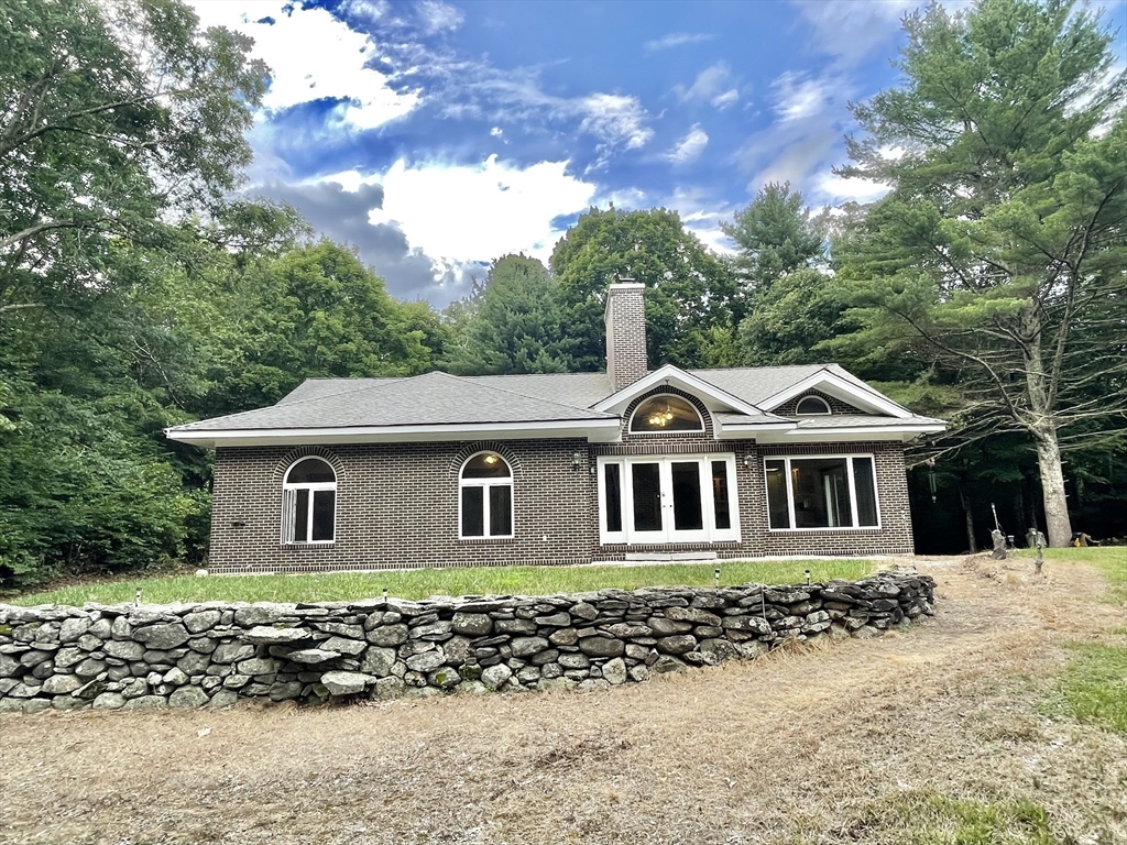 697 Lower Rd