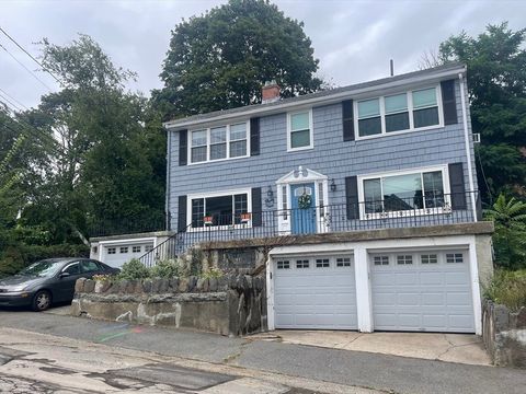 39 Prospect St 2 Marblehead MA 01945