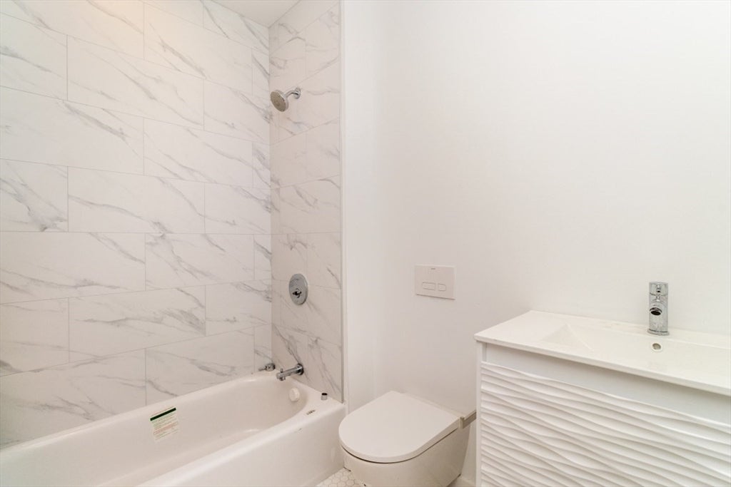 150 Williams ST #4, Chelsea, MA, 150 Williams ST #4, Chelsea, MA Photo #6