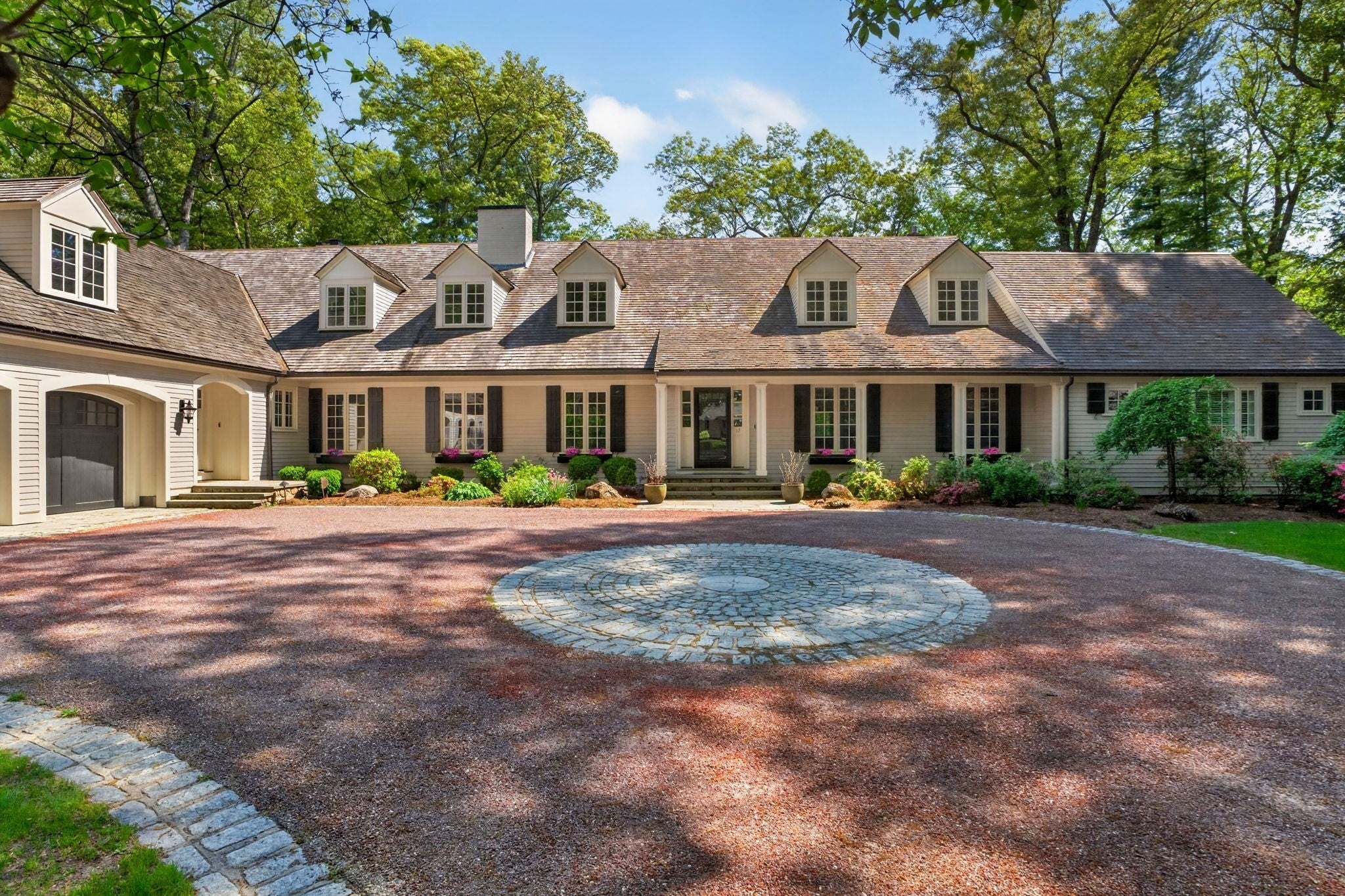 12 Winding River Cir
