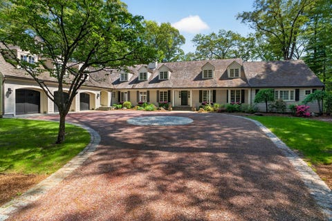Photo of 12 Winding River Cir, Wellesley, MA 02482 (MLS # 73555707)
