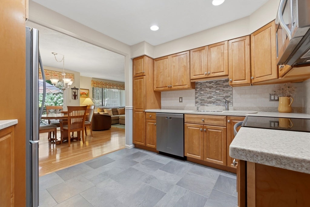 36 Hawthorne Circle #36, Peabody, MA, 36 Hawthorne Circle #36, Peabody, MA Photo #10