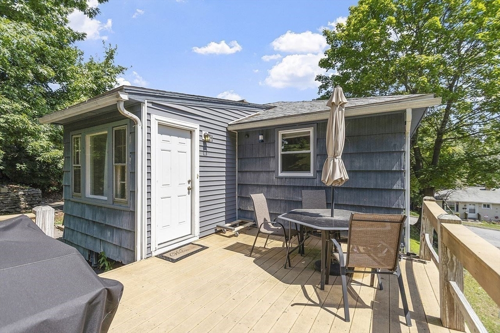 29 Scenic Dr