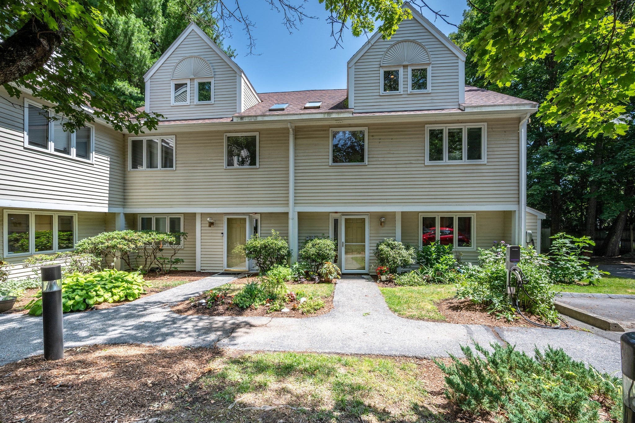 412 Parker St