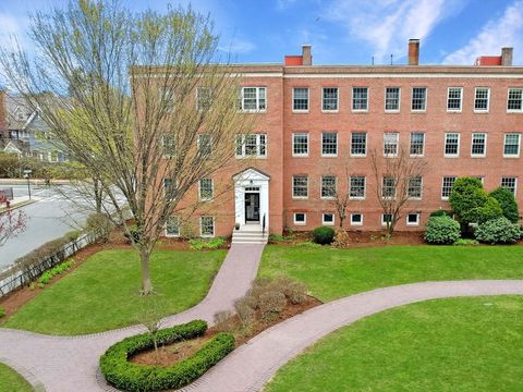 36 Browne St 2 Brookline MA 02446