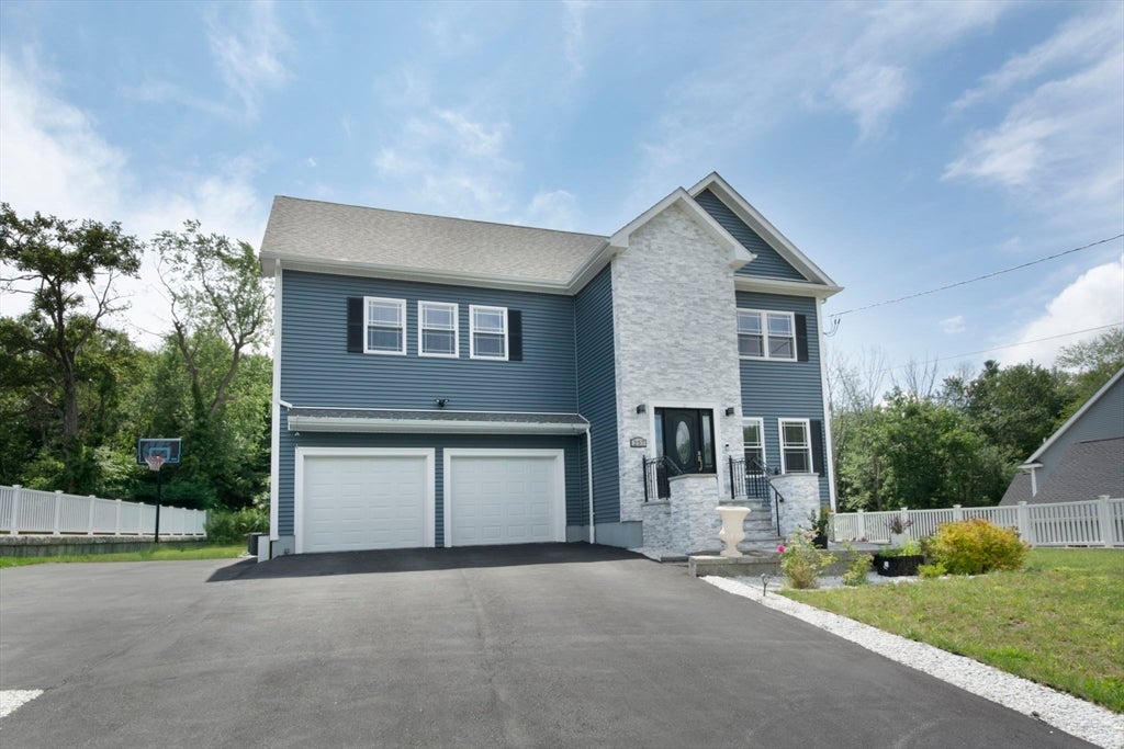 257 Prospect St, Auburn, MA Photo #36