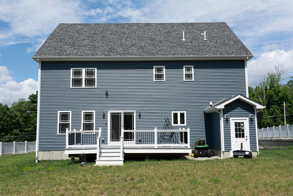 257 Prospect St, Auburn, MA Photo #39