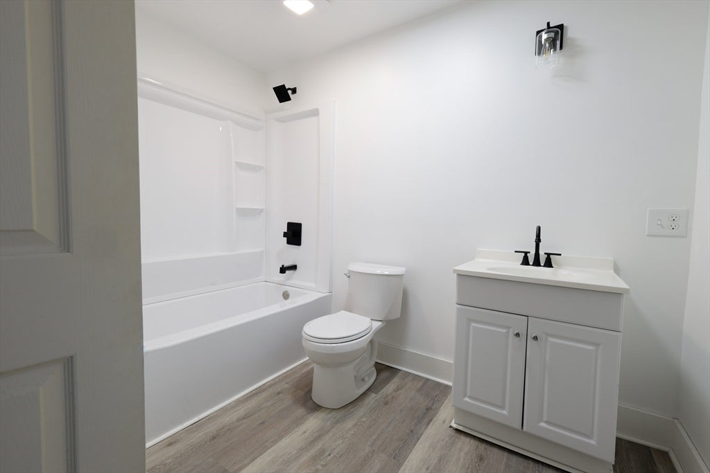 58 Laurel ST, Worcester, MA, 58 Laurel ST, Worcester, MA Photo #7