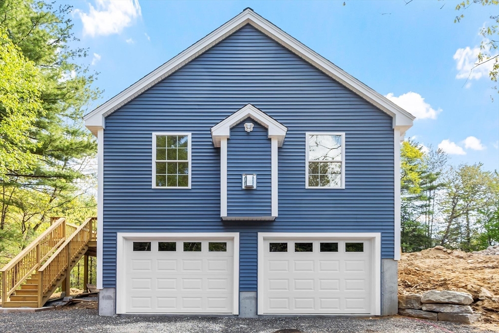 22 Benoit Road