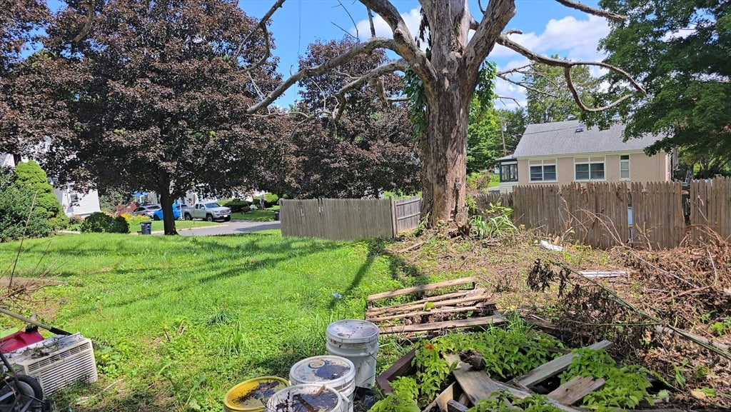 23 Walnut St, Pittsfield, MA, 23 Walnut St, Pittsfield, MA Photo #10