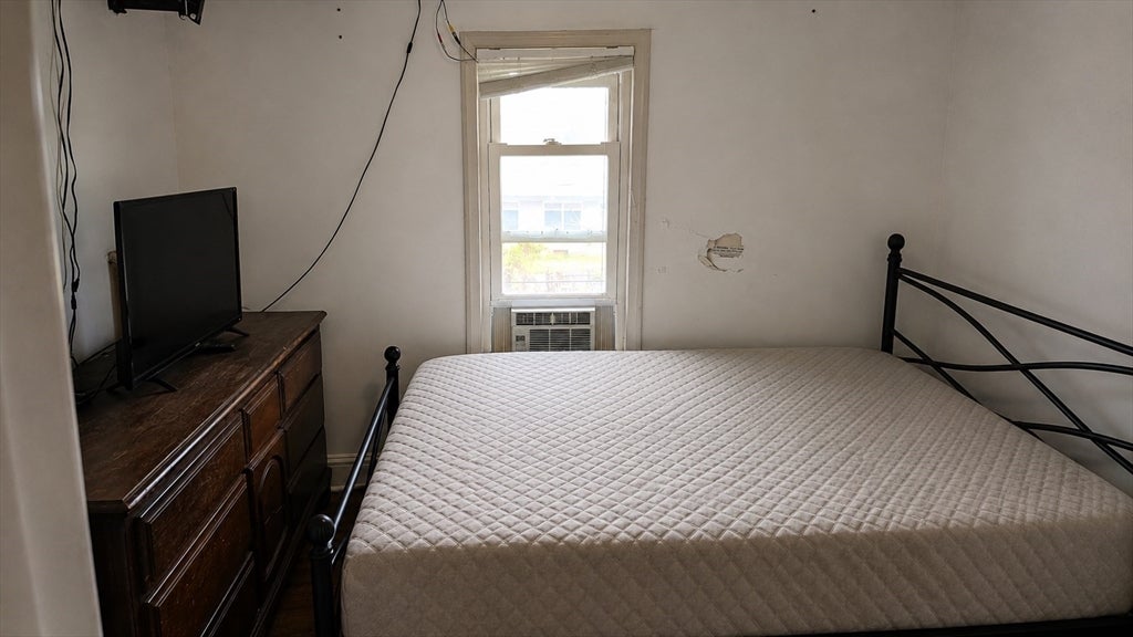 23 Walnut St, Pittsfield, MA, 23 Walnut St, Pittsfield, MA Photo #6