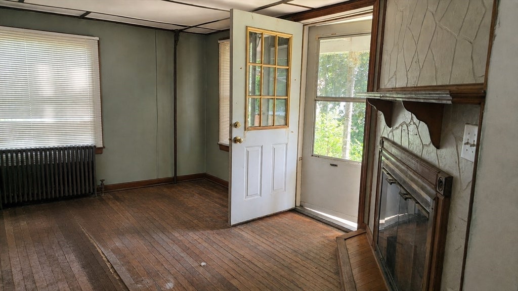 23 Walnut St, Pittsfield, MA, 23 Walnut St, Pittsfield, MA Photo #2