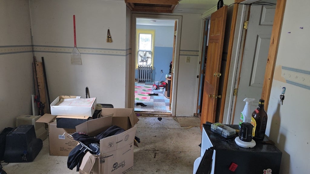 23 Walnut St, Pittsfield, MA, 23 Walnut St, Pittsfield, MA Photo #5