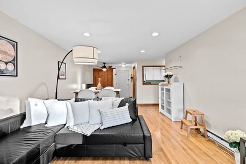 54 Fountain Ln. #9 Weymouth MA 02190