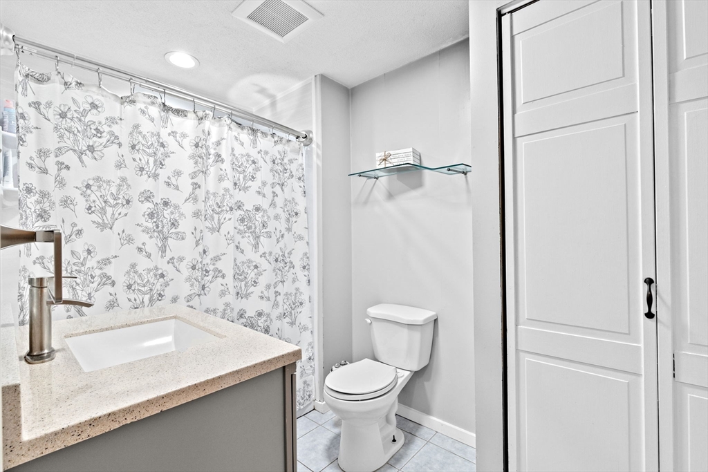 54 Fountain Ln. #9