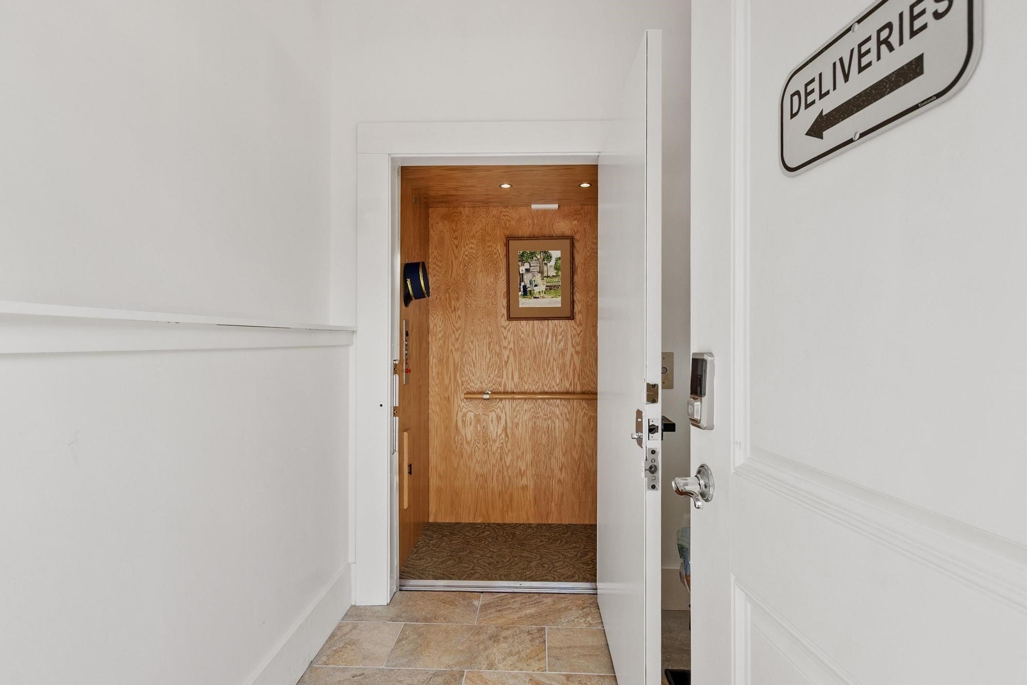 1705 Northampton Street, Holyoke, MA, 1705 Northampton Street, Holyoke, MA Photo #5