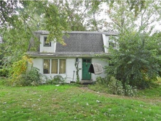 Photo of 7 Linden Street, Oxford, MA