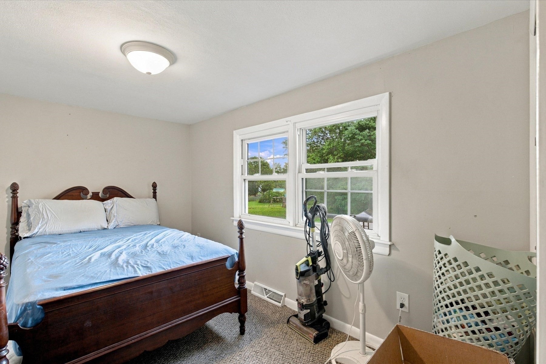 580 Crescent St, East Bridgewater, MA Photo #23