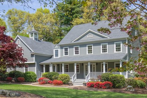 38 Green Needle Ln Rowley MA 01969