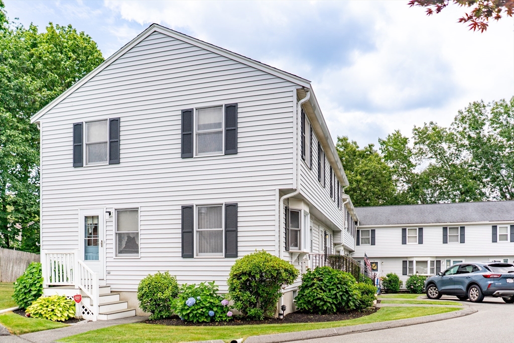 48 Revere St 1