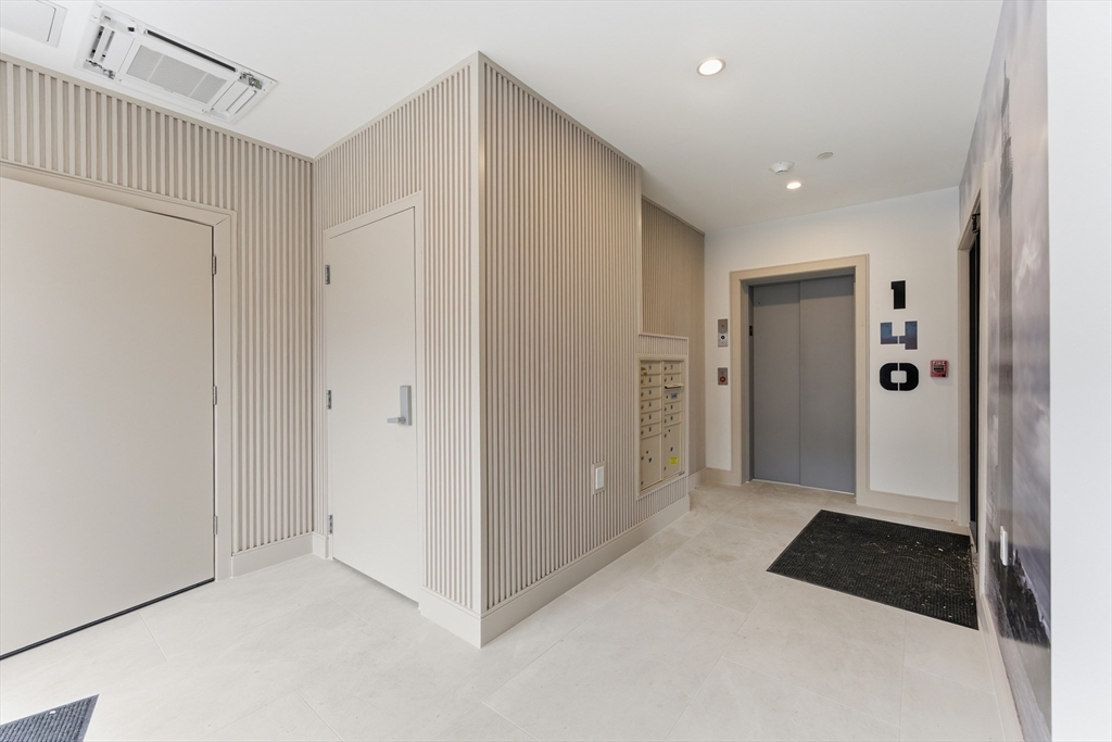 140 Shirley Street 210