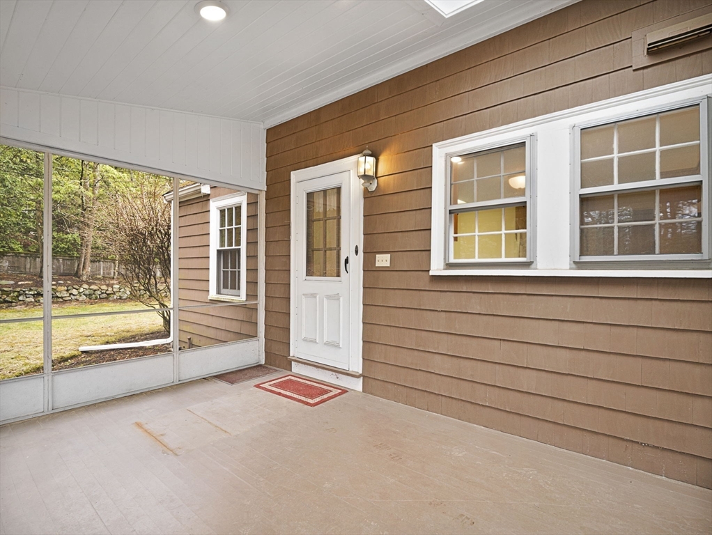 Winchester, Massachusetts 01890, United States, 5 Bedrooms Bedrooms, ,2 BathroomsBathrooms,Residential,Active,118492