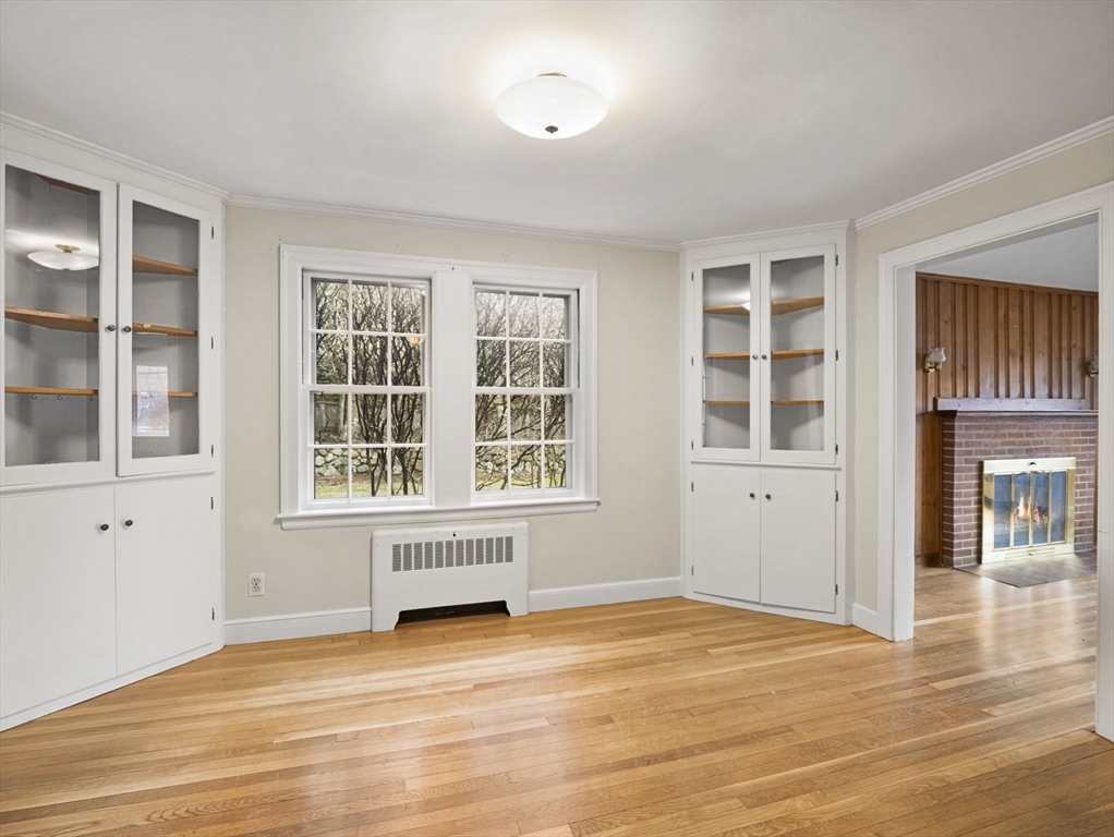 Winchester, Massachusetts 01890, United States, 5 Bedrooms Bedrooms, ,2 BathroomsBathrooms,Residential,Active,118492