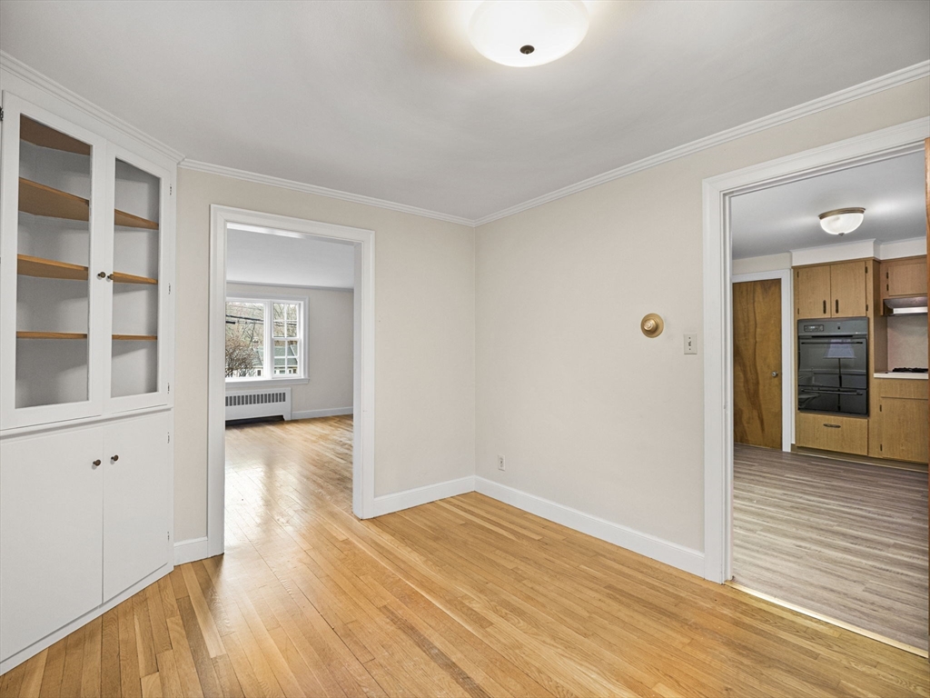 Winchester, Massachusetts 01890, United States, 5 Bedrooms Bedrooms, ,2 BathroomsBathrooms,Residential,Active,118492