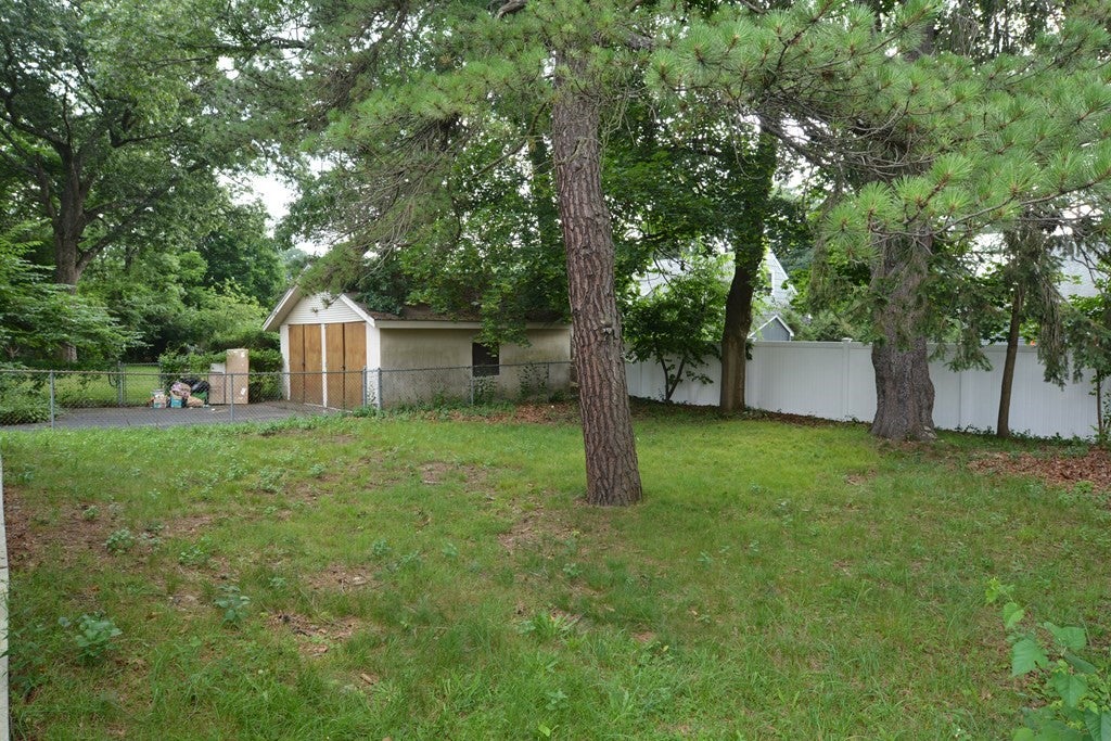 14 Fairlawn Cir, Shrewsbury, MA, 14 Fairlawn Cir, Shrewsbury, MA Photo #10