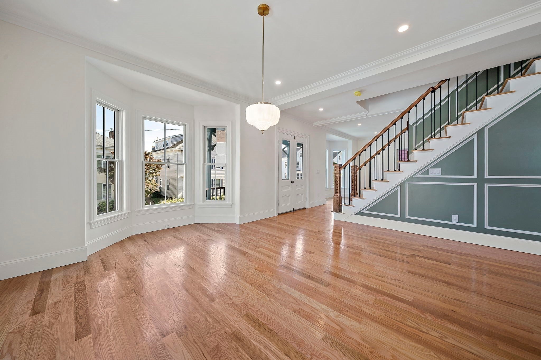 118 Prospect St, Gloucester, MA Photo #8