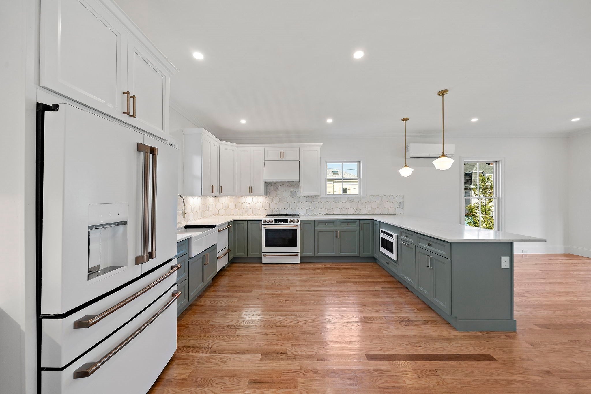 118 Prospect St, Gloucester, MA Photo #6