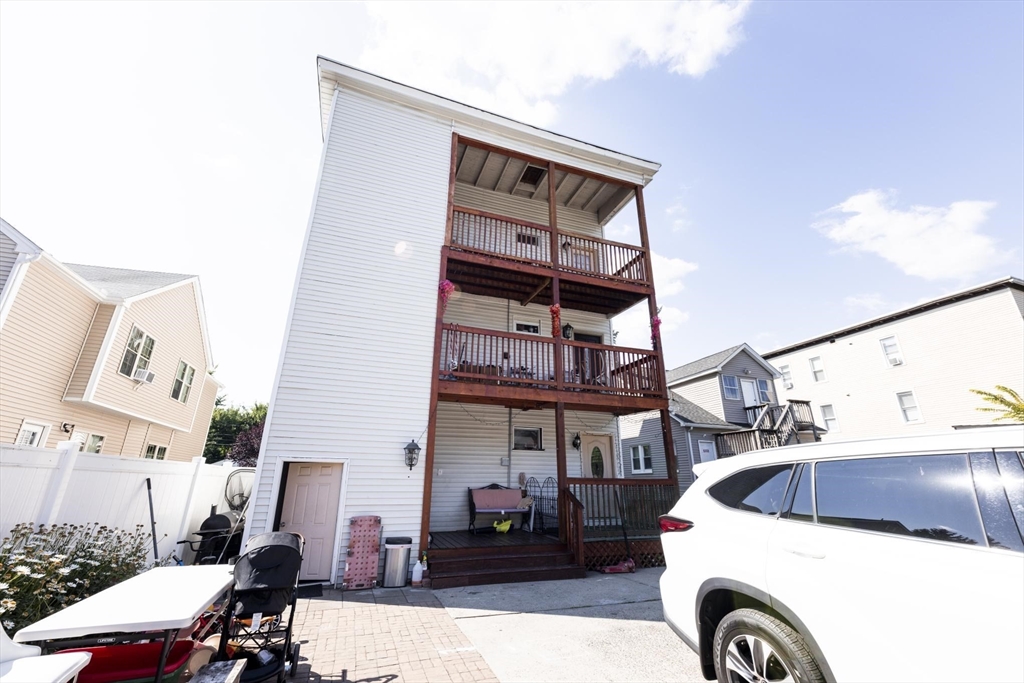 55 Bliss Street