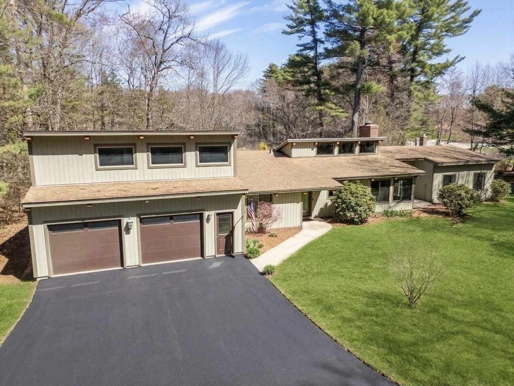 6 Cranberry Ln