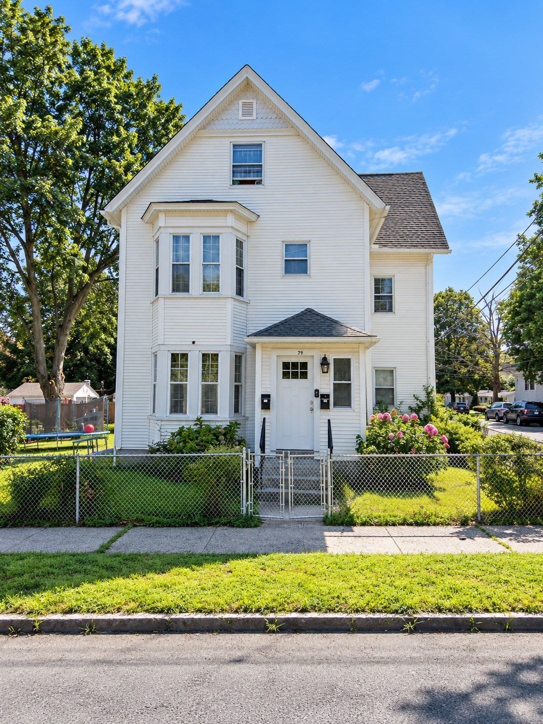Photo of 79 Oak Street, Springfield, MA