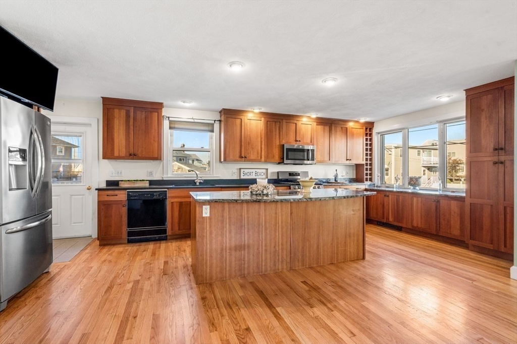 11 Fox Hill Rd