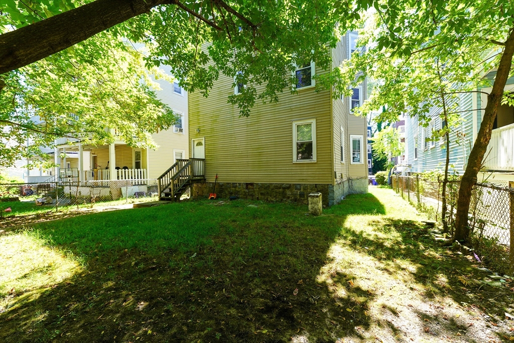 8 Ridgewood St