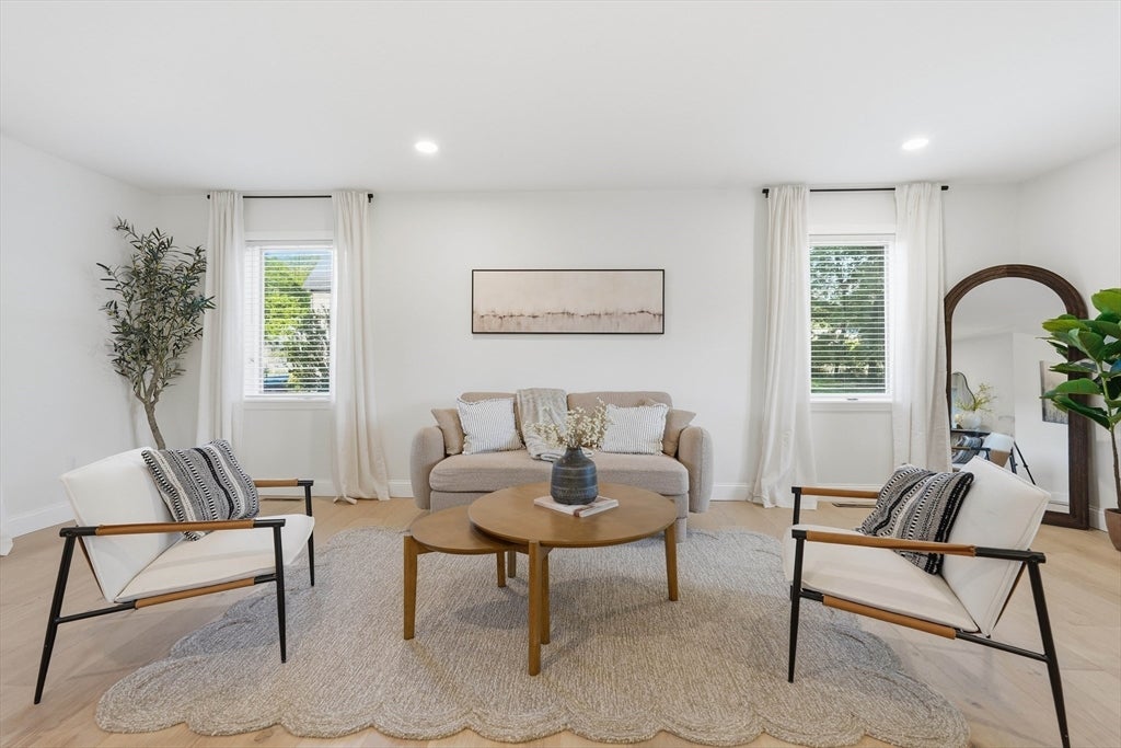 93 Jonquil LN, Longmeadow, MA Photo #19