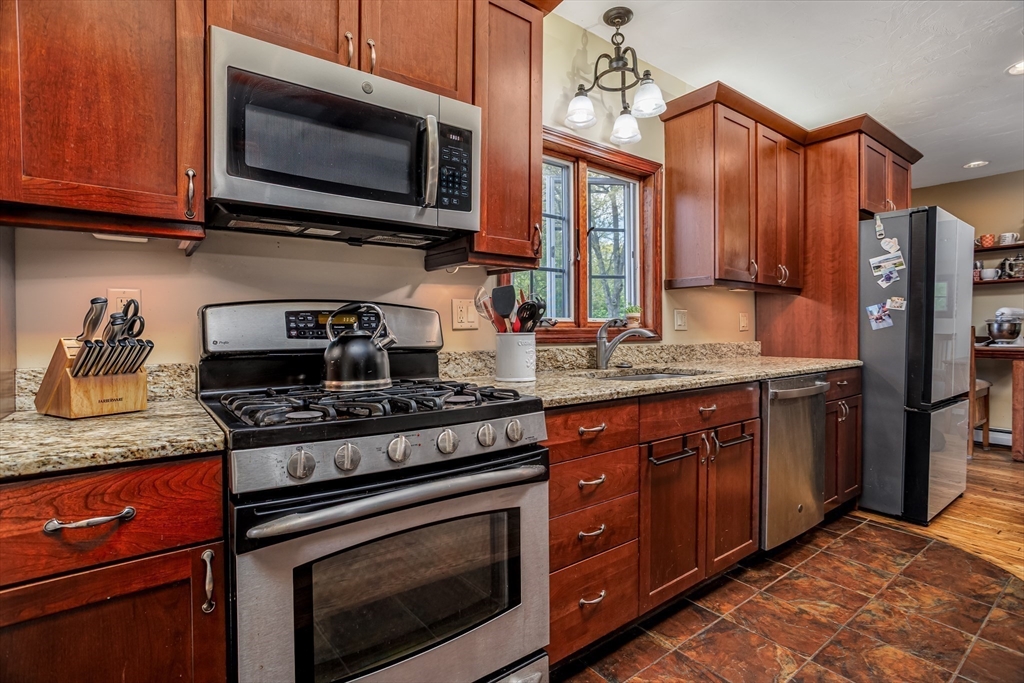 1084 Main Street, Leominster, MA Photo #13