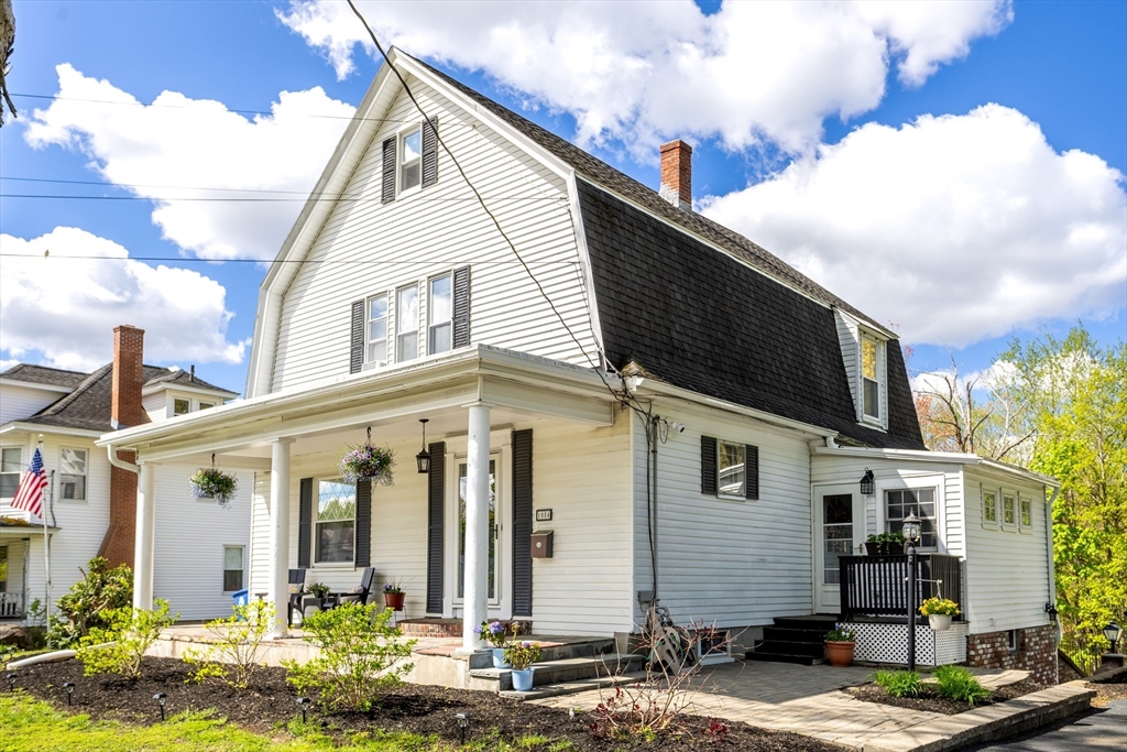 1084 Main Street