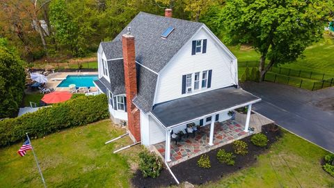 Photo of 1084 Main Street, Leominster, MA 01453 (MLS # 73519384)